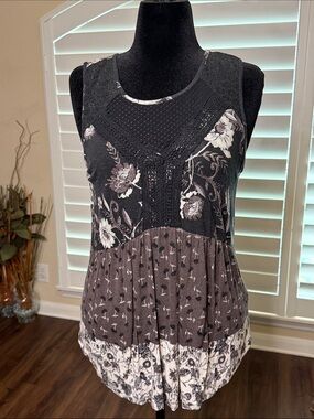 Expressions Black and Brown Floral Lace Yoke Tank